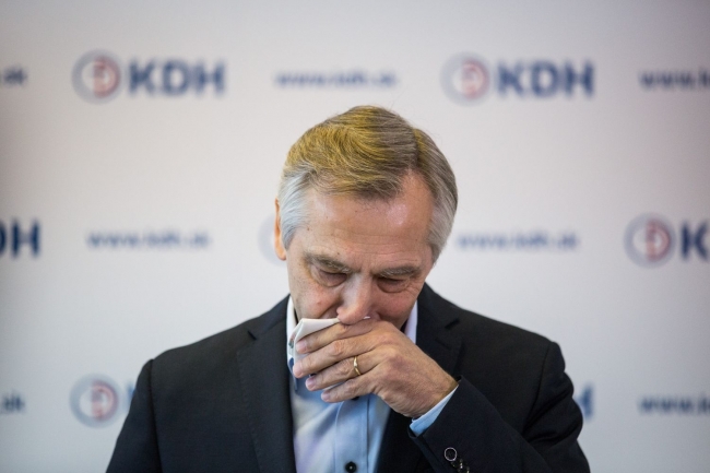 Ján Figeľ skončil vo funkcii predsedu KDH, zastúpi ho Pavol Zajac