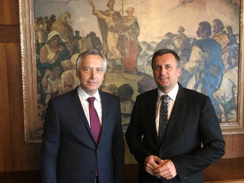 Predseda Národnej rady SR Andrej Danko dnes rokoval s Osobitným vyslancom EÚ Jánom Figeľom o genocíde na Blízkom východe