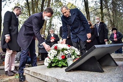 Spomienkové stretnutie pri hrobe martýrov Bielej légie