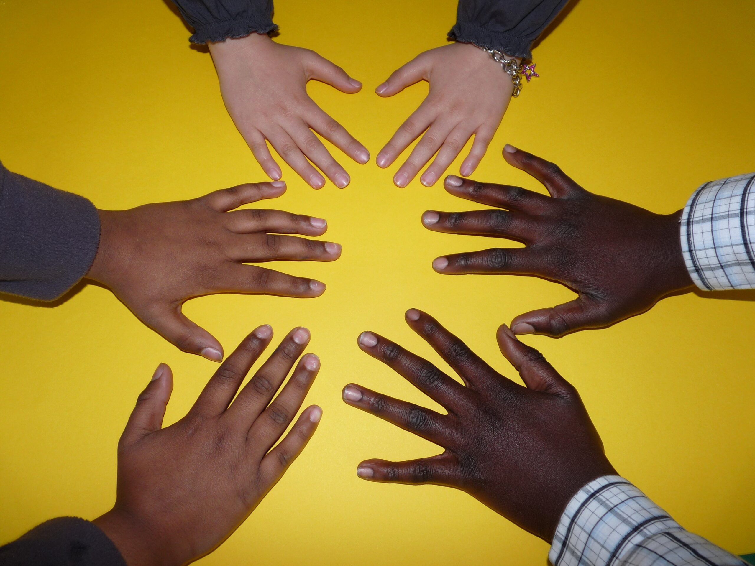 Integration of adolescents with a migration background into European society